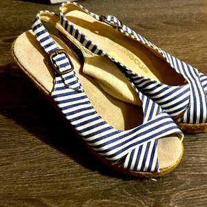 Vintage Andre Assous Espadrilles circa 2006, women’s size 7, with original box!